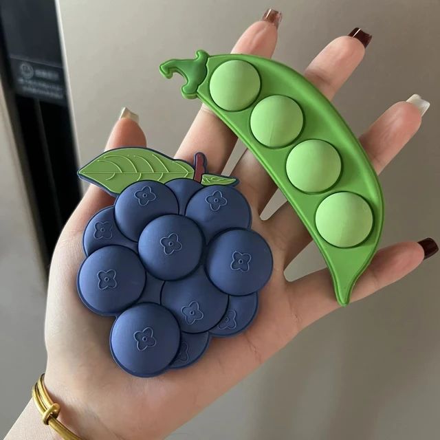 3D Berry and Peas Pod Magnet